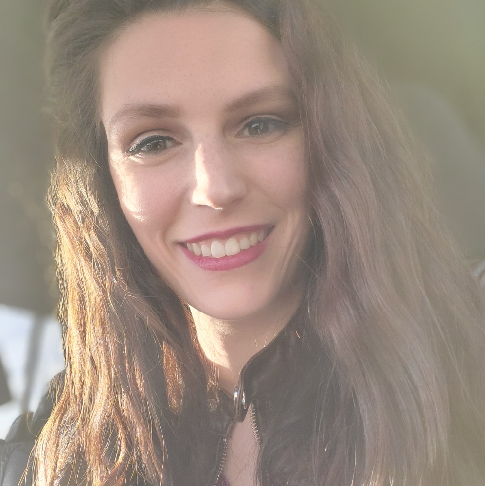 Meet your Posher, Hannah